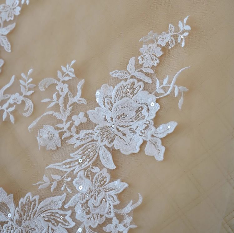 1 Yard Pair White Sequined Beaded Corded Guipure Chantilly Embroidered 3D Floral Bridal Lace Trim Applique Material Fabric JB013