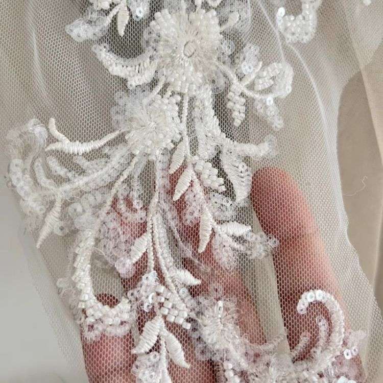 1 Yard White Sequined Beaded Corded Guipure Chantilly Embroidered 3D Floral Bridal Lace Trim Applique Material Fabric JB006