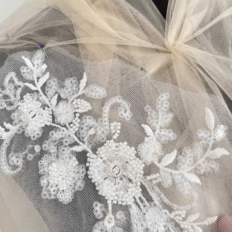 1 Yard White Sequined Beaded Corded Guipure Chantilly Embroidered 3D Floral Bridal Lace Trim Applique Material Fabric JB006