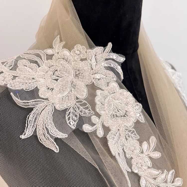 1 Yard White Sequined Beaded Corded Guipure Chantilly Embroidered 3D Floral Bridal Lace Trim Applique Material Fabric JB003
