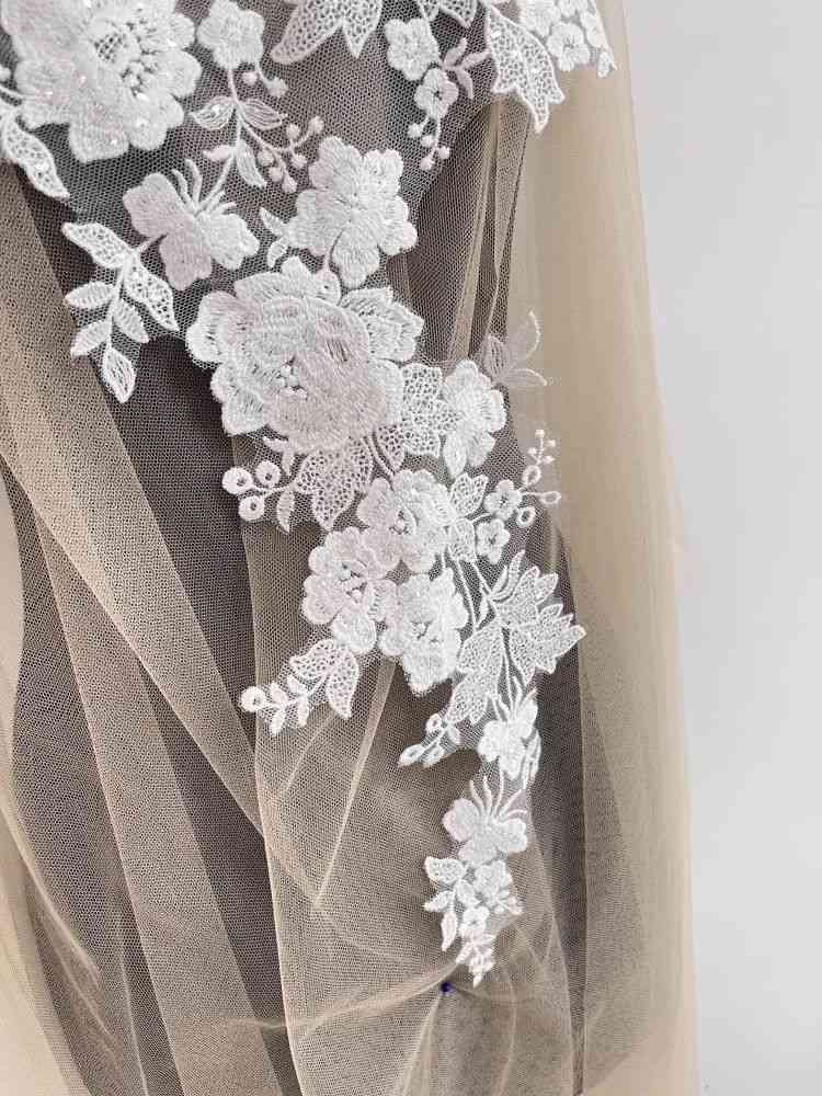 1 Yard Pair White Sequined Beaded Corded Guipure Chantilly Embroidered 3D Floral Bridal Lace Trim Applique Material Fabric JB018