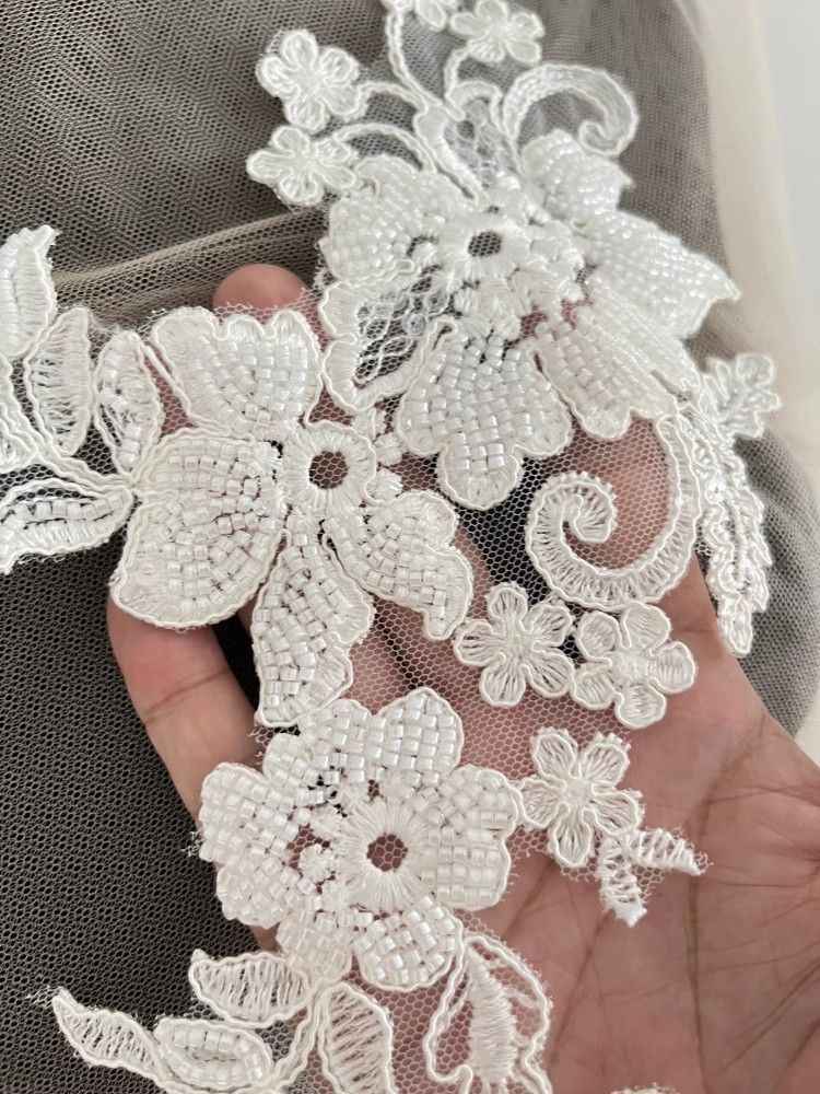 1 Yard Pair White Sequined Beaded Corded Guipure Chantilly Embroidered 3D Floral Bridal Lace Trim Applique Material Fabric JB060