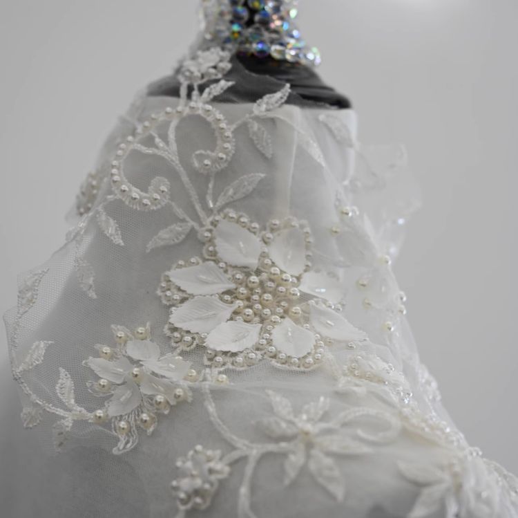 1 Yard Pair White Sequined Beaded Corded Guipure Chantilly Embroidered 3D Floral Bridal Lace Trim Applique Material Fabric JB069