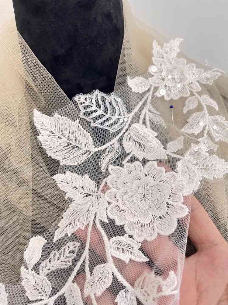 1 Yard Pair White Sequined Beaded Corded Guipure Chantilly Embroidered 3D Floral Bridal Lace Trim Applique Material Fabric JB056