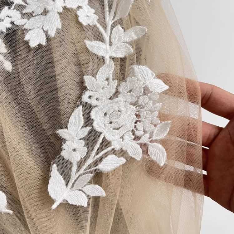 1 Yard Pair White Sequined Beaded Corded Guipure Chantilly Embroidered 3D Floral Bridal Lace Trim Applique Material Fabric JB057