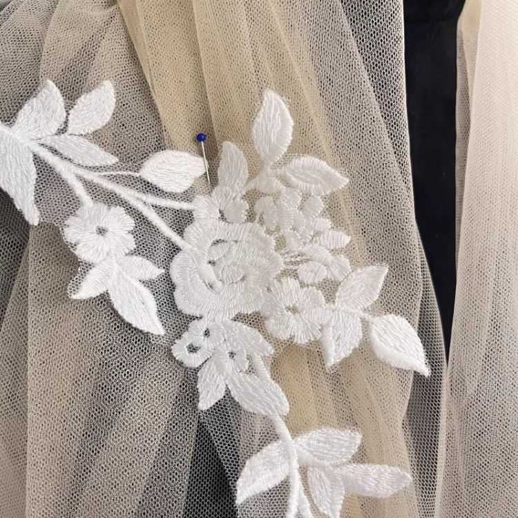 1 Yard Pair White Sequined Beaded Corded Guipure Chantilly Embroidered 3D Floral Bridal Lace Trim Applique Material Fabric JB057