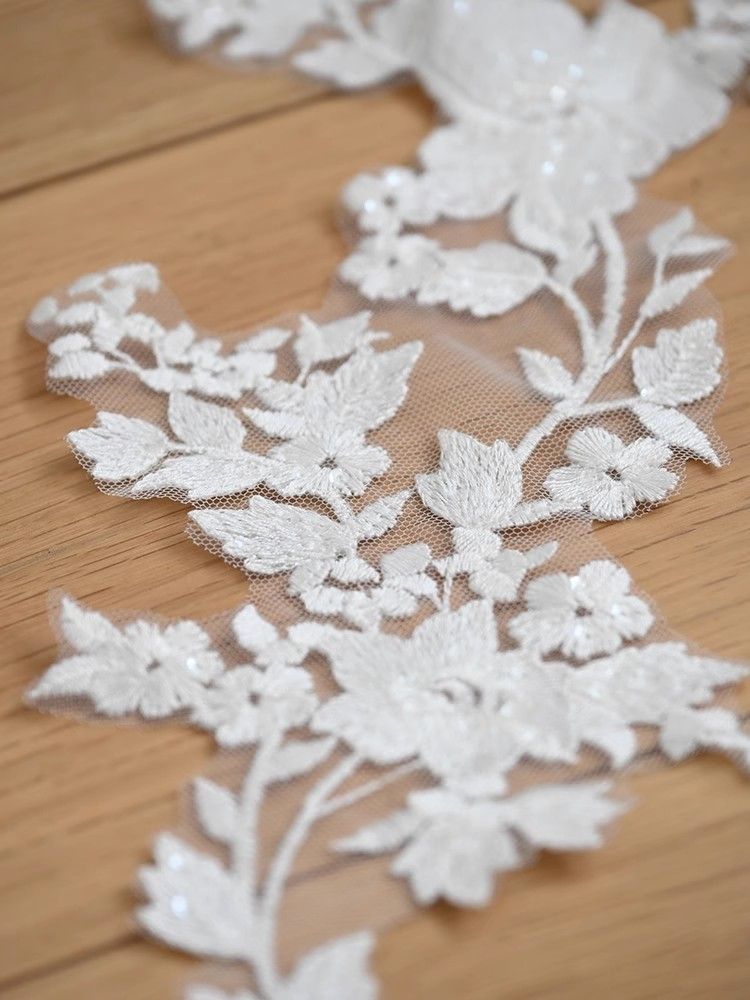 1 Yard Pair White Sequined Beaded Corded Guipure Chantilly Embroidered 3D Floral Bridal Lace Trim Applique Material Fabric JB033