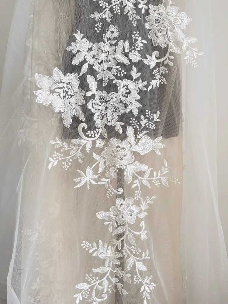 1 Yard Pair White Sequined Beaded Corded Guipure Chantilly Embroidered 3D Floral Bridal Lace Trim Applique Material Fabric JB064