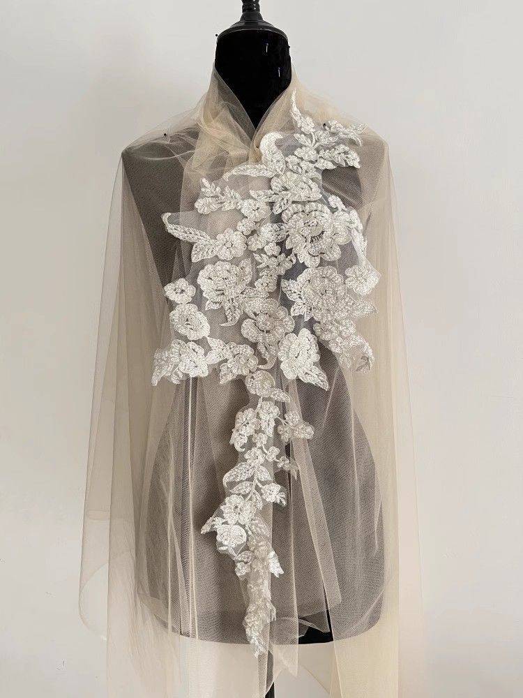 1 Yard Pair White Sequined Beaded Corded Guipure Chantilly Embroidered 3D Floral Bridal Lace Trim Applique Material Fabric JB061