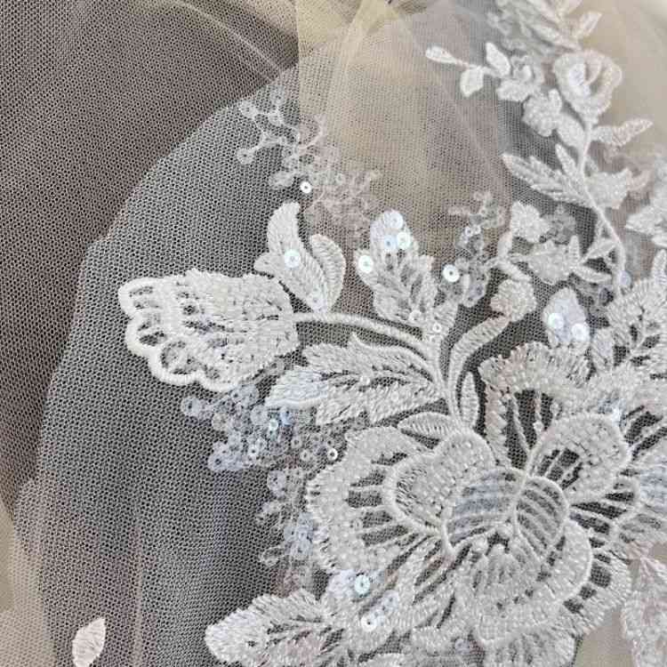 1 Yard Pair White Sequined Beaded Corded Guipure Chantilly Embroidered 3D Floral Bridal Lace Trim Applique Material Fabric JB055