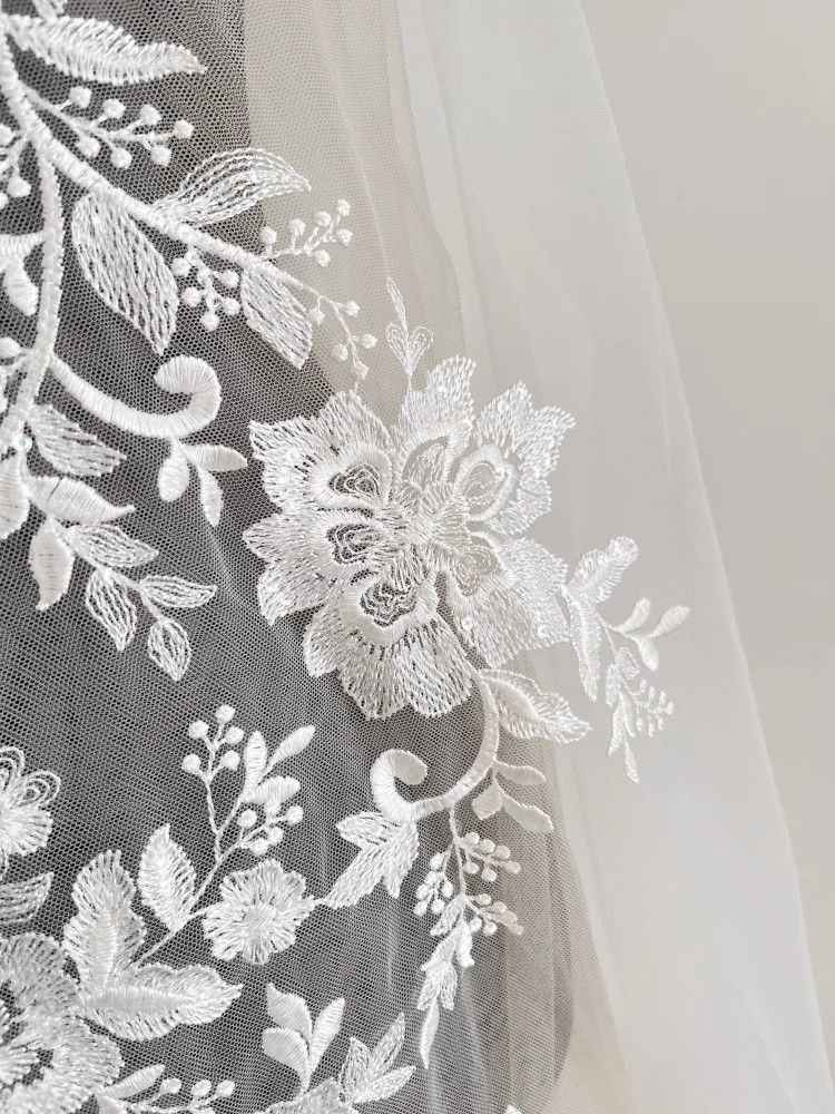 1 Yard Pair White Sequined Beaded Corded Guipure Chantilly Embroidered 3D Floral Bridal Lace Trim Applique Material Fabric JB064