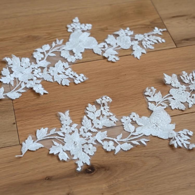 1 Yard Pair White Sequined Beaded Corded Guipure Chantilly Embroidered 3D Floral Bridal Lace Trim Applique Material Fabric JB033