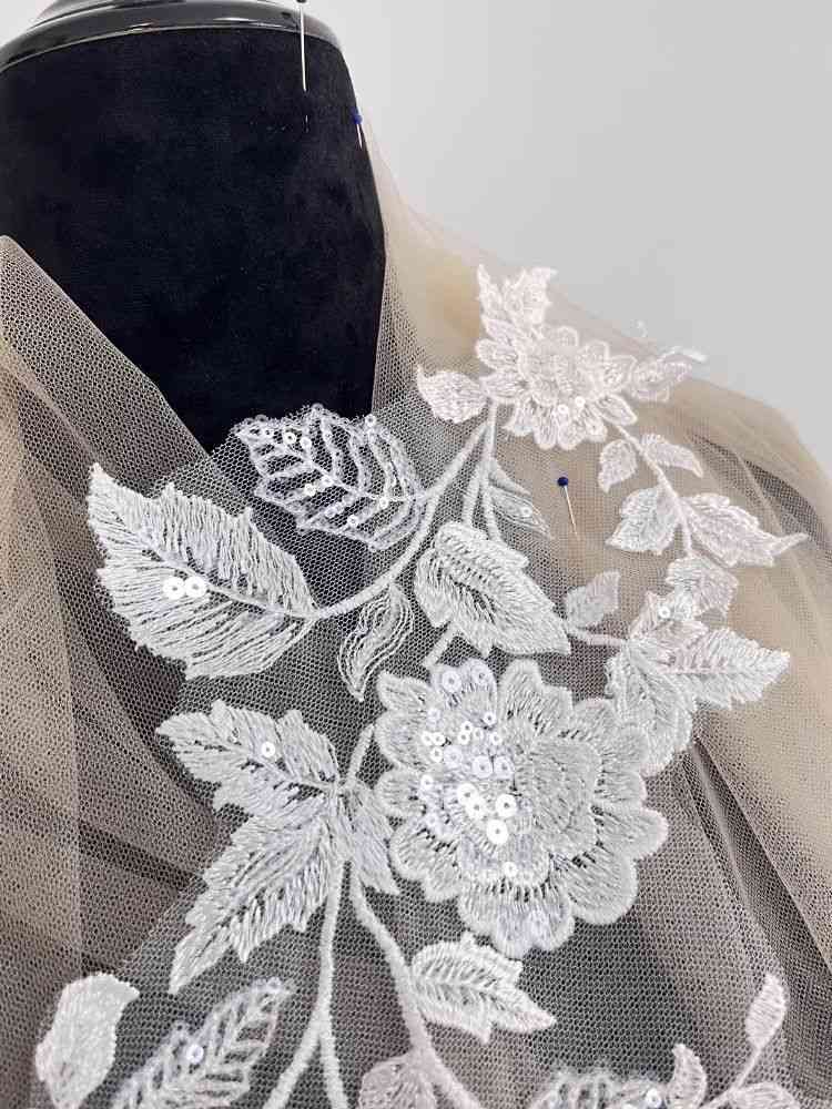 1 Yard Pair White Sequined Beaded Corded Guipure Chantilly Embroidered 3D Floral Bridal Lace Trim Applique Material Fabric JB056