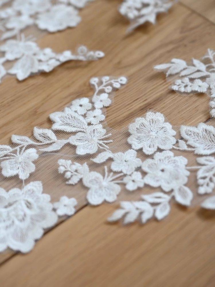 1 Yard Pair White Sequined Beaded Corded Guipure Chantilly Embroidered 3D Floral Bridal Lace Trim Applique Material Fabric JB035