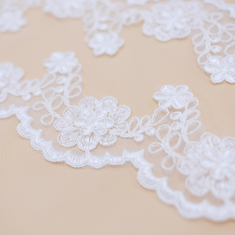 1 Yard White Corded Embroidered Bridal Lace Trim Material XB100