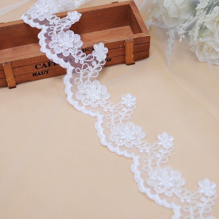 1 Yard White Corded Embroidered Bridal Lace Trim Material XB100