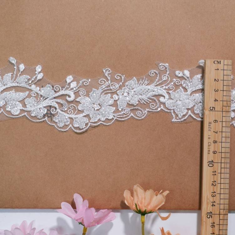 1 Yard White Sequined Beaded Embroidered Bridal Lace Trim Material XB105