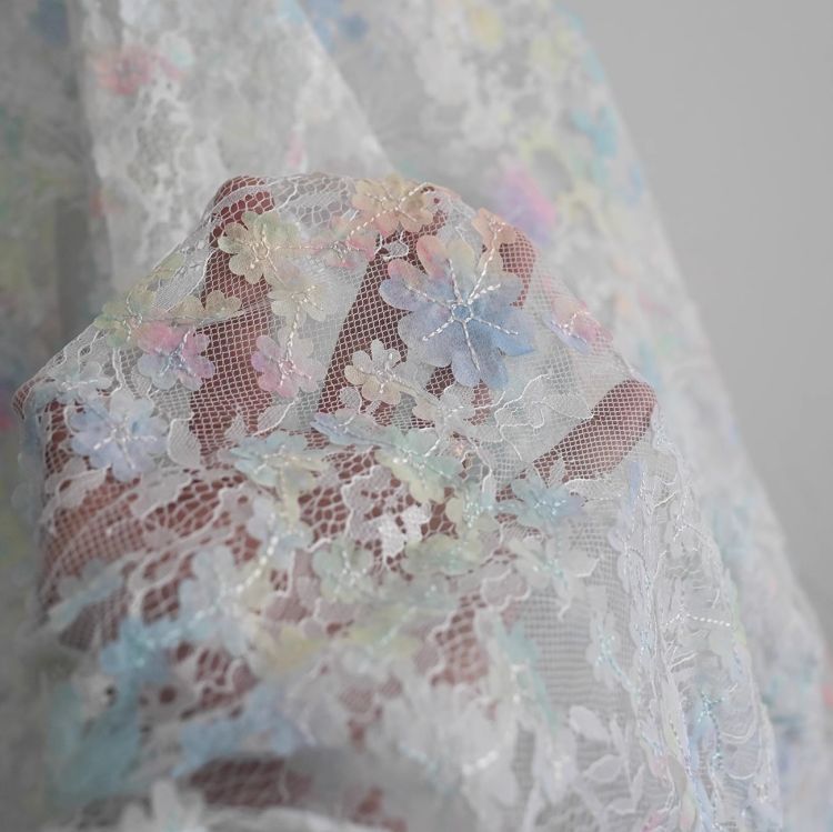 1 Yard Multi-Colored 3D Floral Chantilly Lace Material Fabric