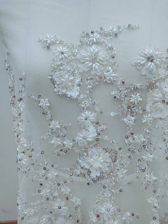 1 Yard White Tulle Beaded Embroidered Bridal Lace Material Fabric RX108