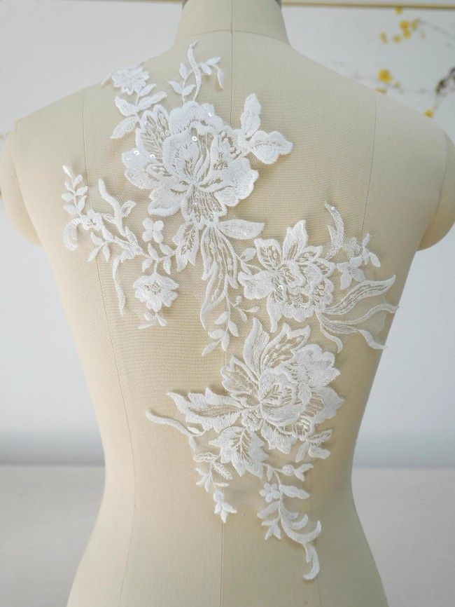 2 Pieces 1 Yard White Sequined Beaded Embroidered Bridal Lace Applique Material JZQ012