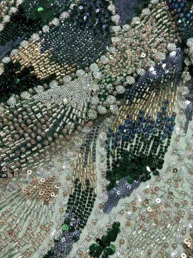 5 Yards Colorful Sequins Pearls Rhinestones Beaded Embroidered 3D Floral Lace Material Fabric For Dresses HN172