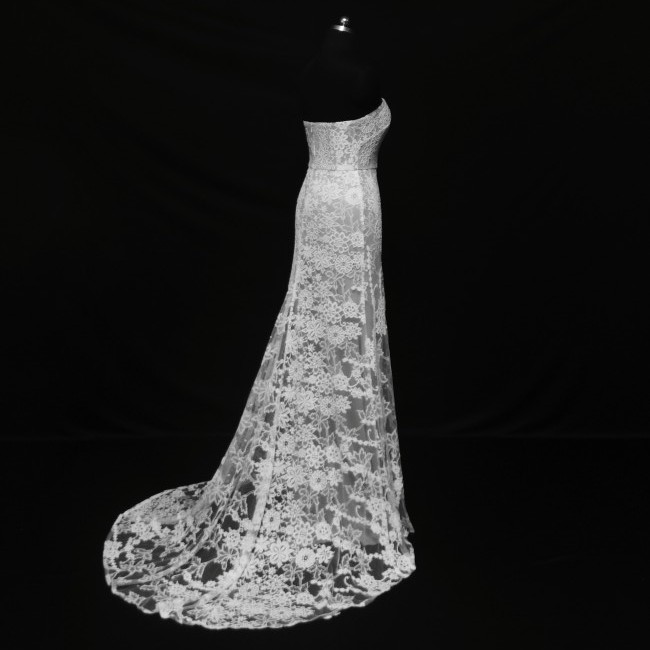 Strapless Sleeveless Short Train Slim Lace Bridal Dress