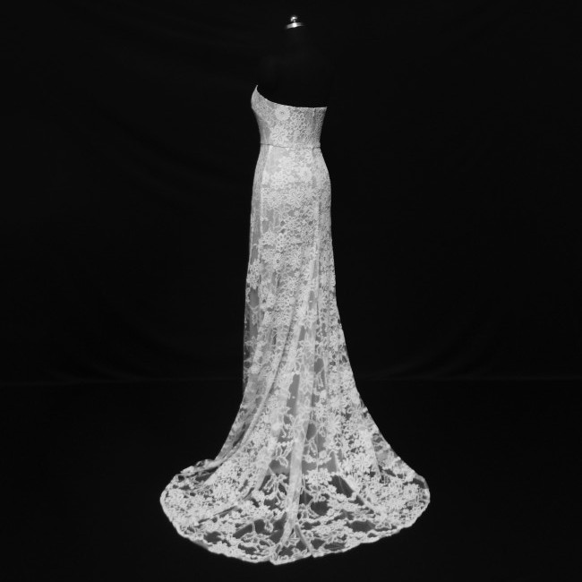 Strapless Sleeveless Short Train Slim Lace Bridal Dress