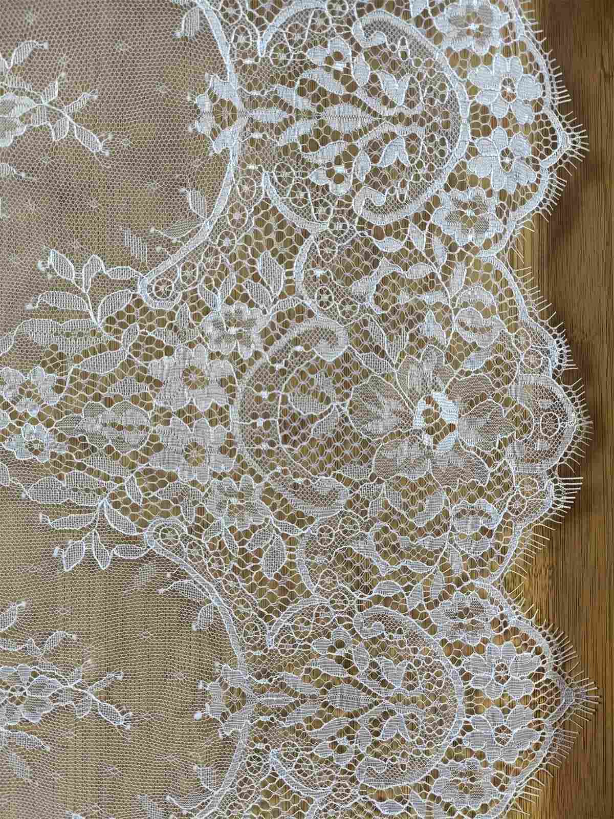 Bridal Lace Trim - Chantilly Wedding Lace Trim | GTIN ZD010