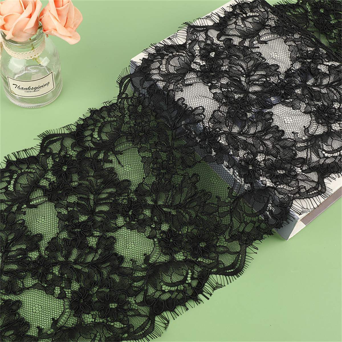 Corded Chantilly Lace Trim | GTIN YK032