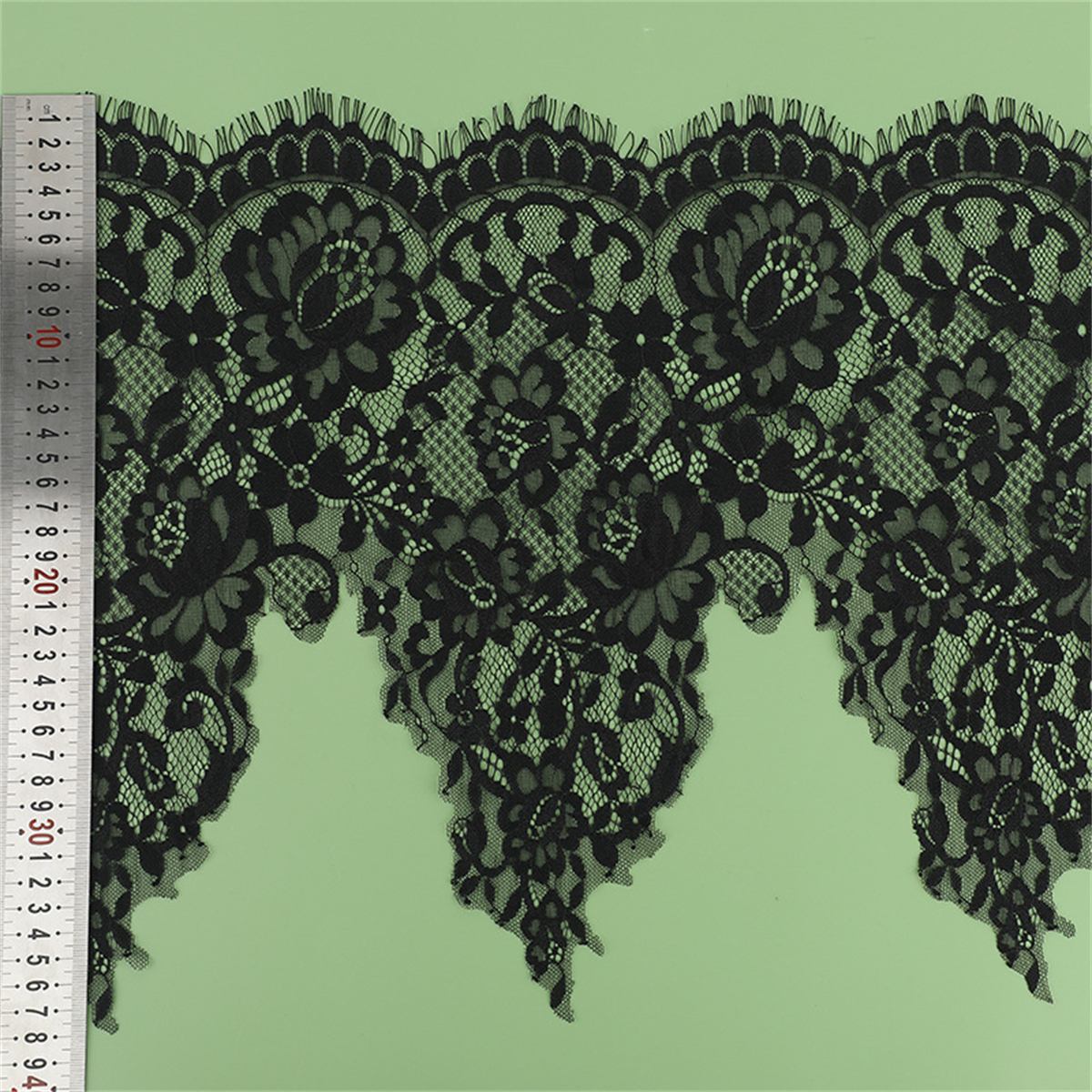 Chantilly Lace Trim | GTIN YK036