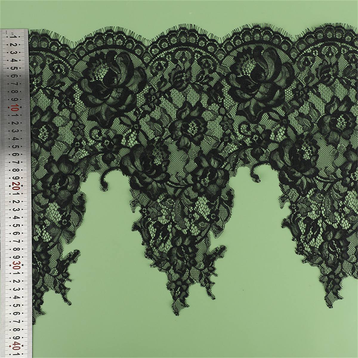 Chantilly Lace Trim | GTIN YK037