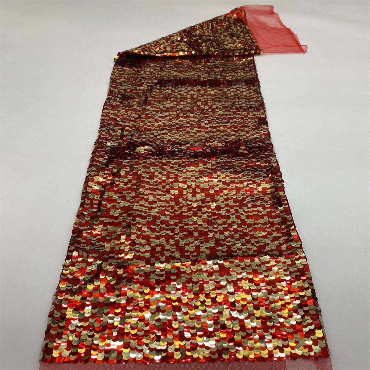 Colorful Sequin Fabric | GTIN TDD395