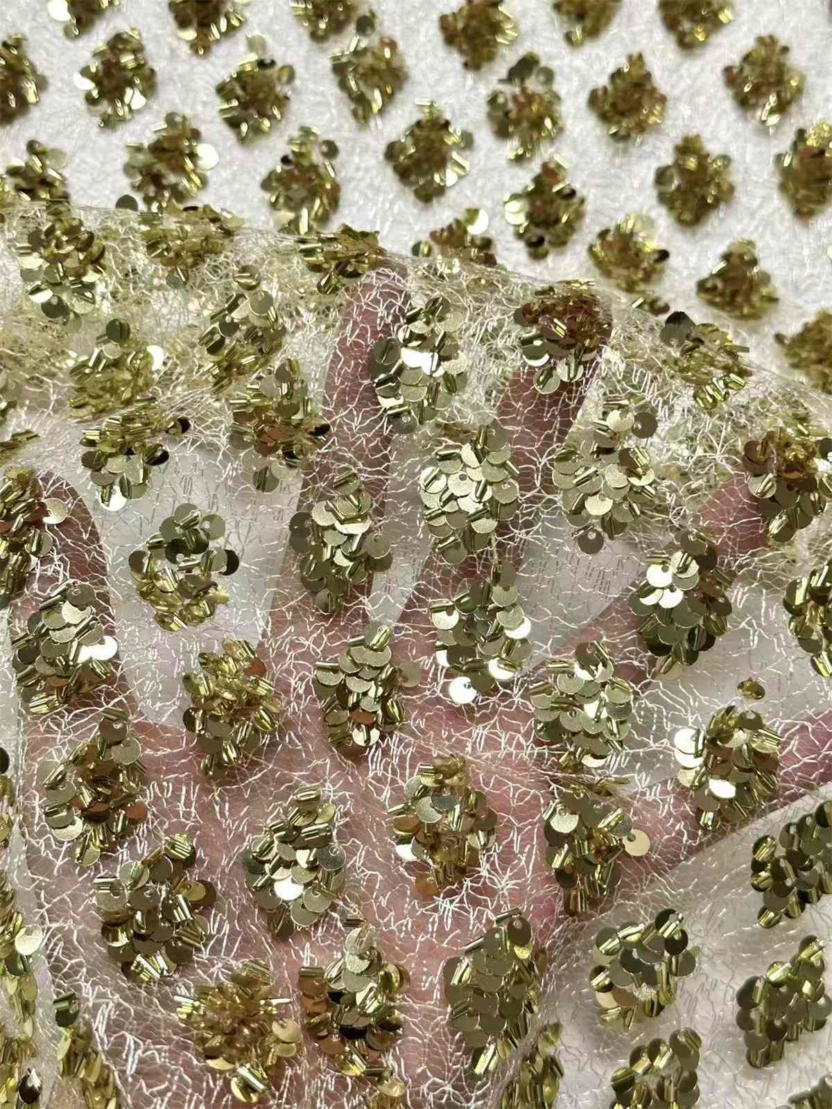 Sequin Tulle Lace Fabric | GTIN HN414