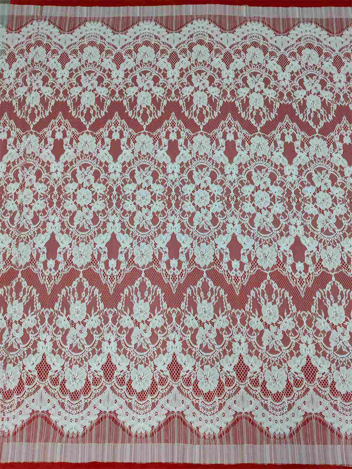 Bridal Lace Fabric - Wedding Lace Fabric - Chantilly Lace Fabric | GTIN QTL004