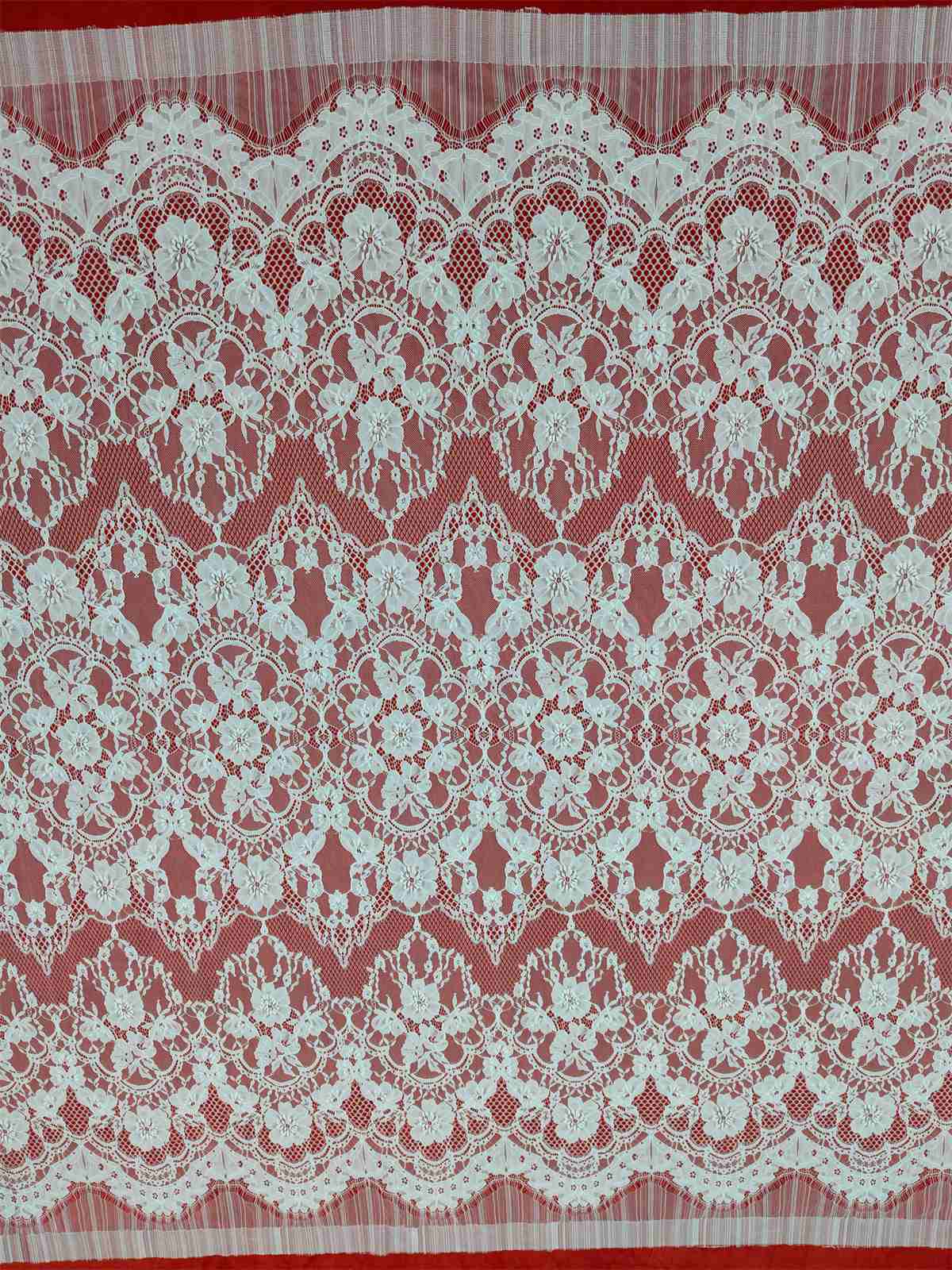 Bridal Lace Fabric - Wedding Lace Fabric - Chantilly Lace Fabric | GTIN QTL004