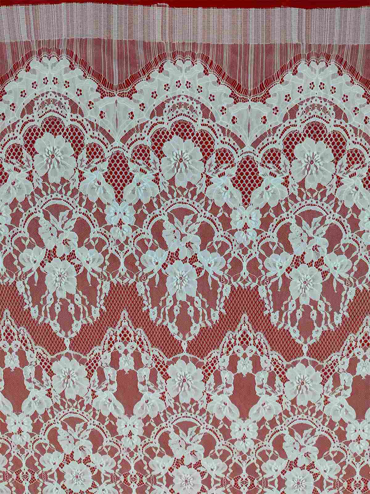 Bridal Lace Fabric - Wedding Lace Fabric - Chantilly Lace Fabric | GTIN QTL004