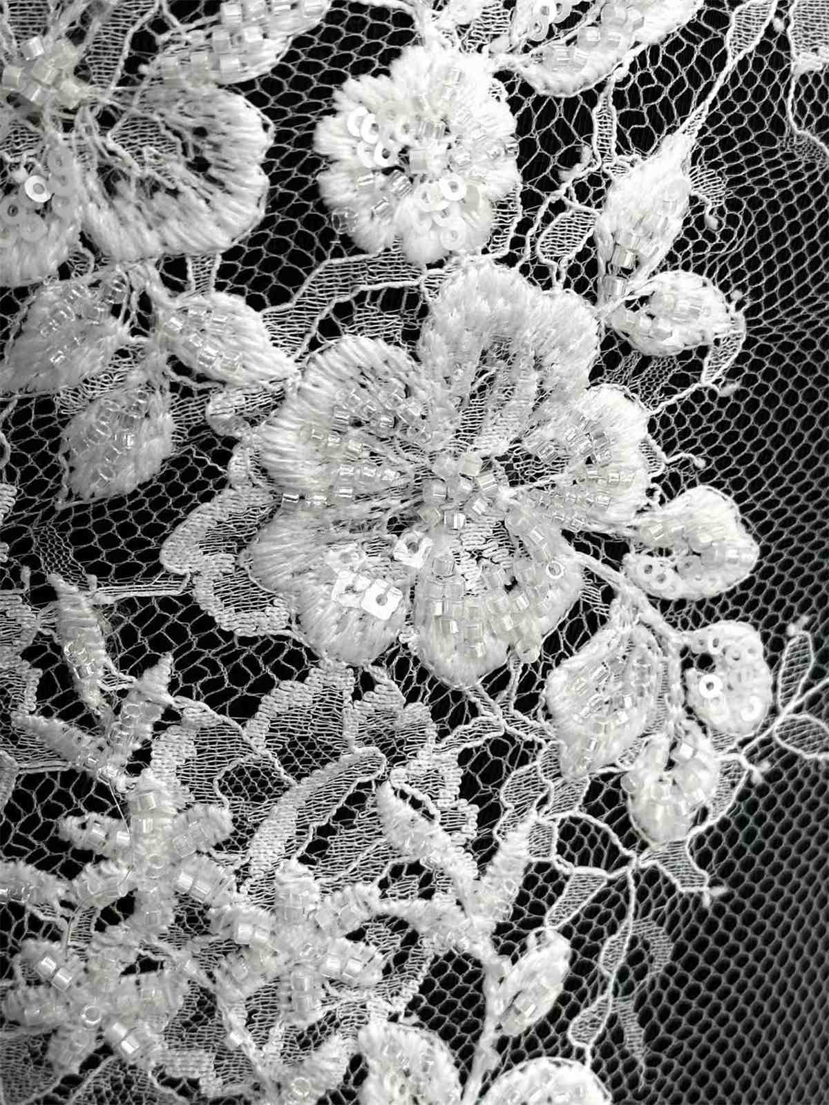 Embroidered Beaded Lace Fabric | GTIN HN467