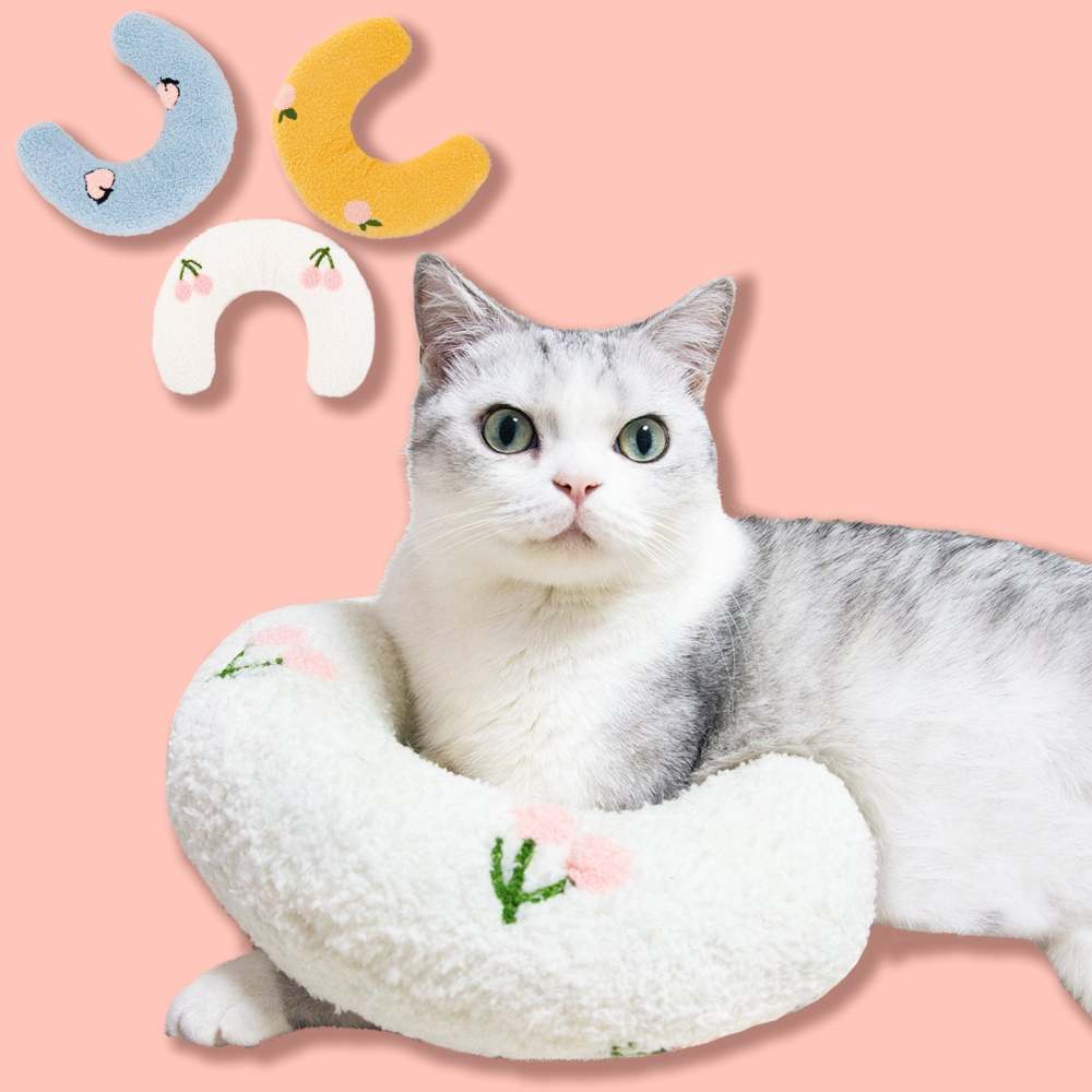 Cat Pillow, Small Pillow for Cat, Cat Blankets for Indoor, Pet Toy, Small Banana Donut Bed for Pets, Little Pillow for Cats No Heating Pad, Real Littles Fluffy Kittens Accessories for Pet Calming