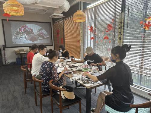 Adult Ink Painting                                                  成人水墨国画