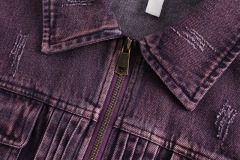 Casual loose fitting fashionable denim jacket