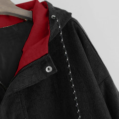 Casual loose fitting fashionable baseball jacket