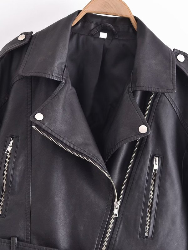 Casual loose fitting fashionable baseball jacket