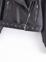 Casual loose fitting fashionable baseball jacket