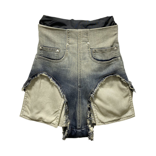Casual loose fitting breathable shorts