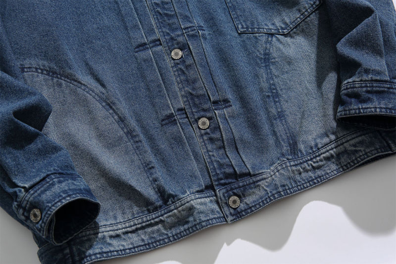 Casual loose fitting fashionable denim jacket