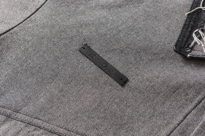 Casual loose fitting fashionable baseball jacket