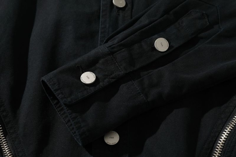 Casual loose fitting fashionable denim jacket