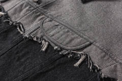 Casual loose fitting fashionable baseball jacket