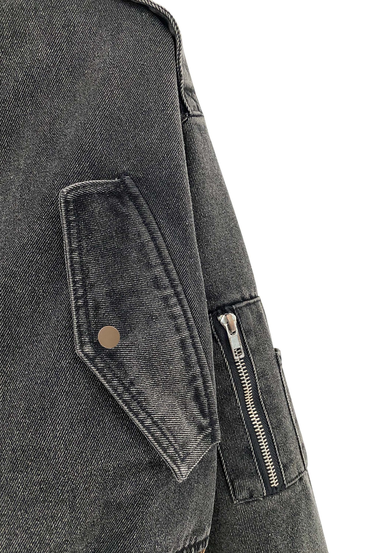 Worn hole spray monkey denim jacket