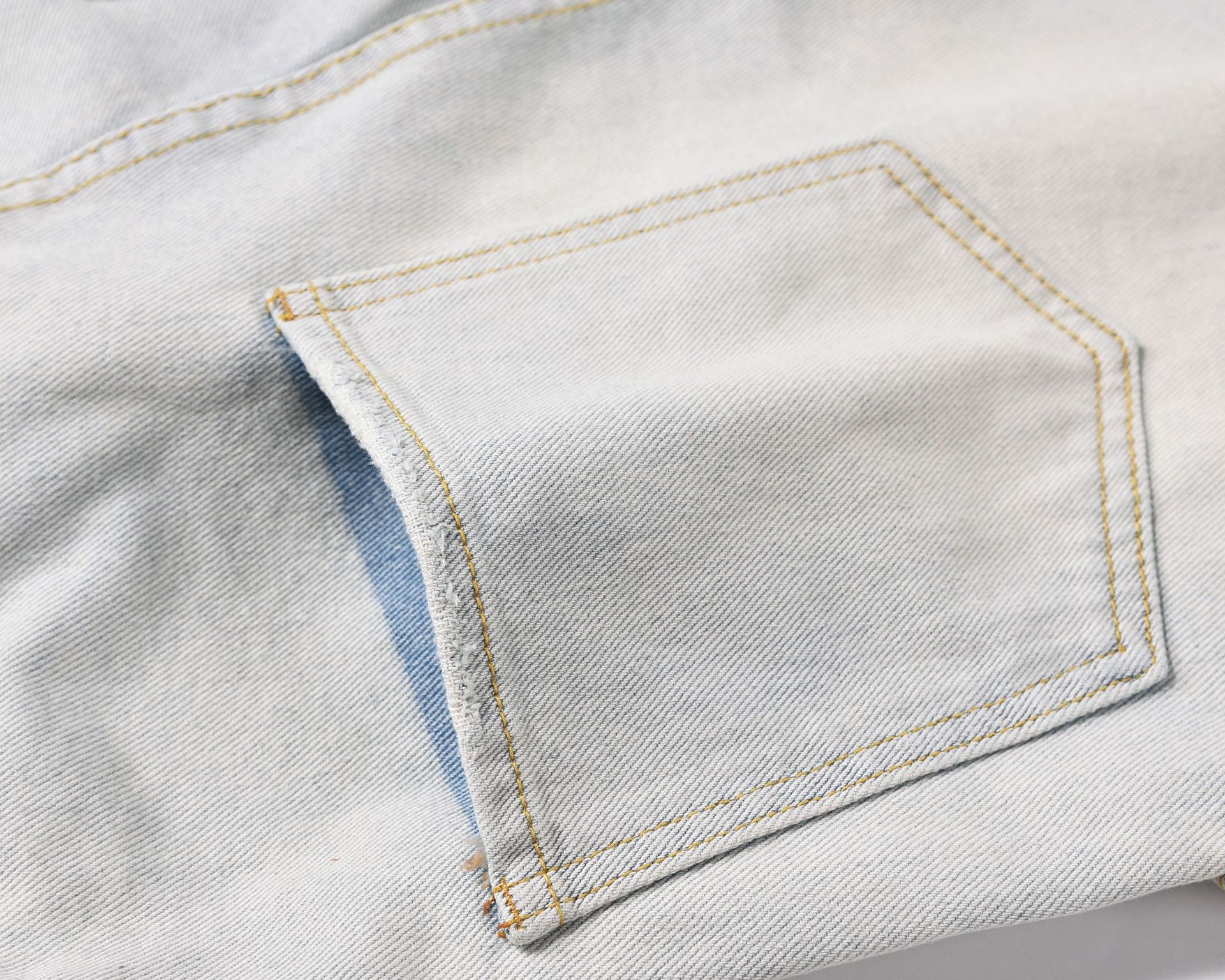 Denim trend shorts